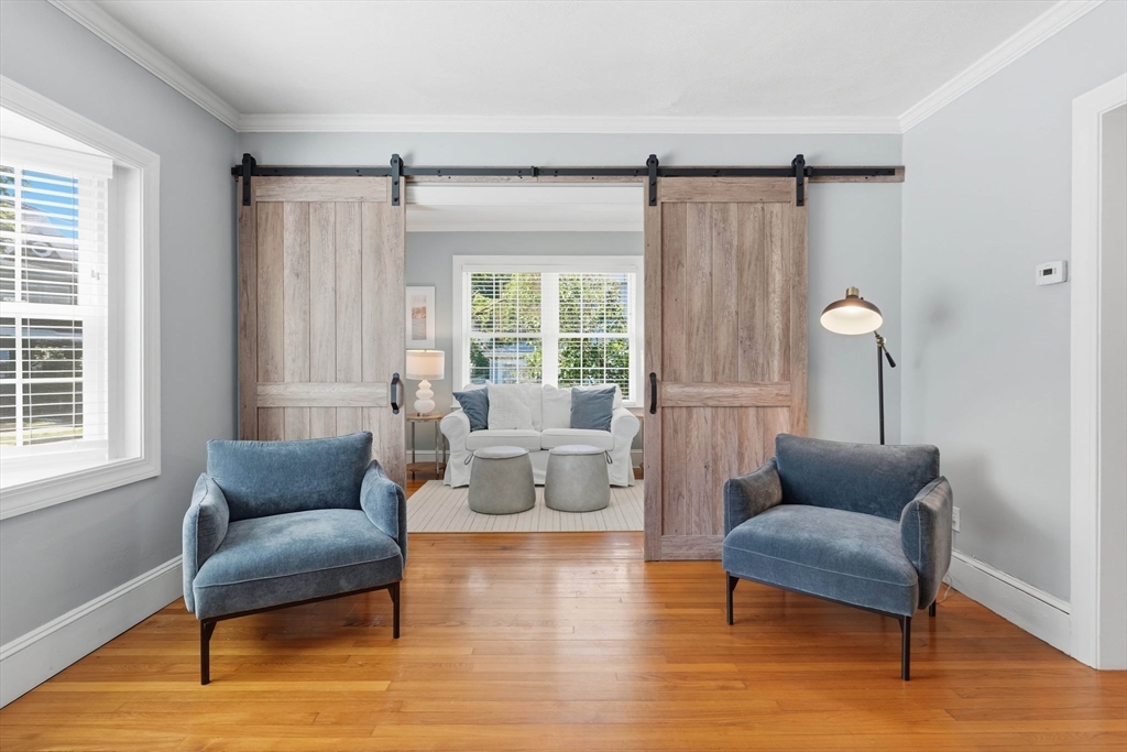 1 Elm Ave