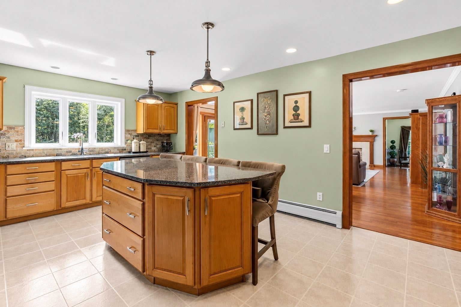 5 Crowley Rd, Westhampton, MA Photo #7