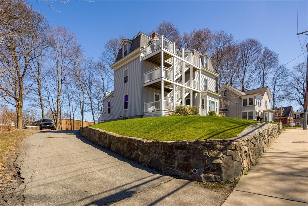 22 Hildreth St 1
