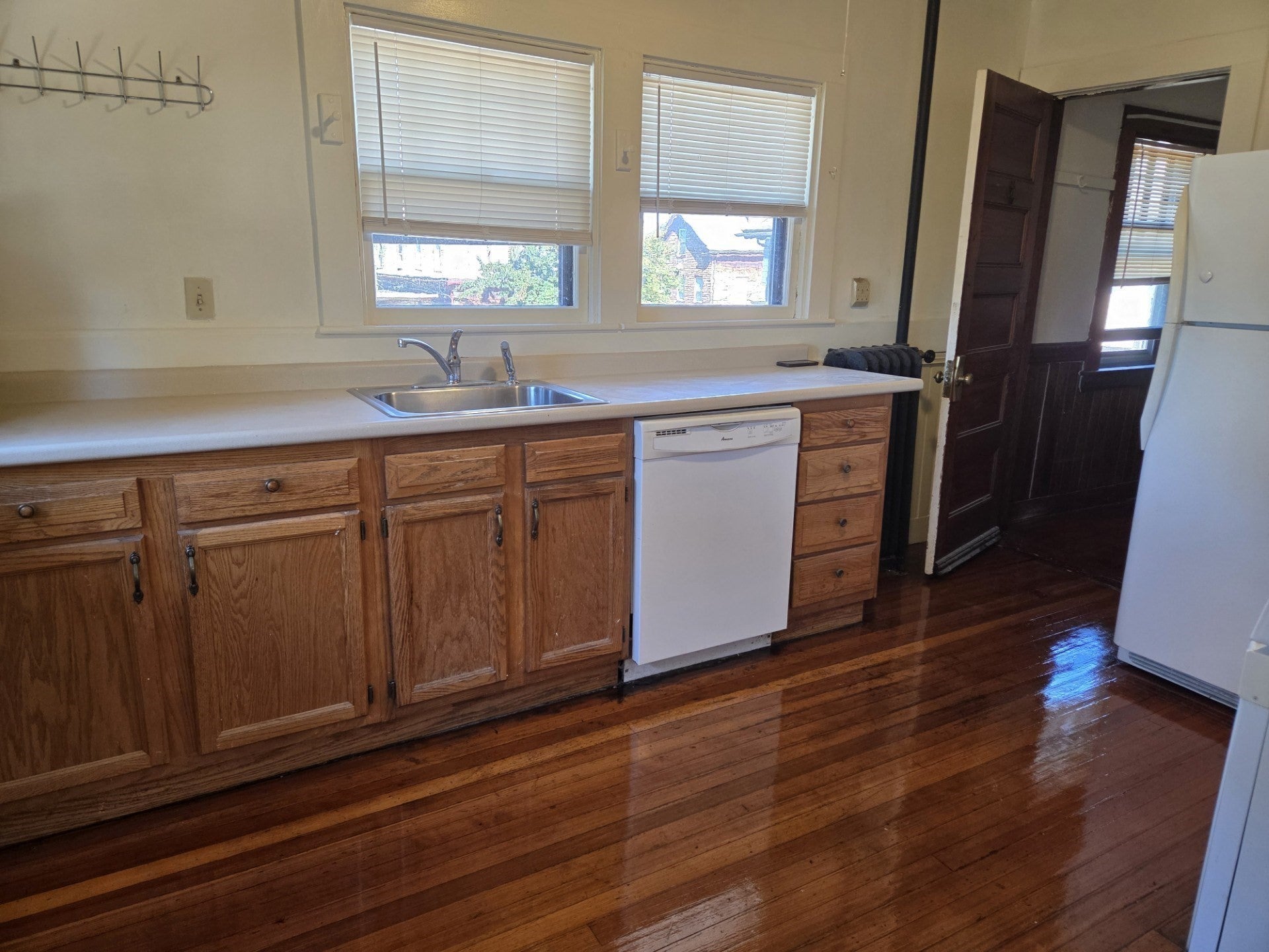 96 Mt. Auburn ST #96, Watertown, MA, 96 Mt. Auburn ST #96, Watertown, MA Photo #2