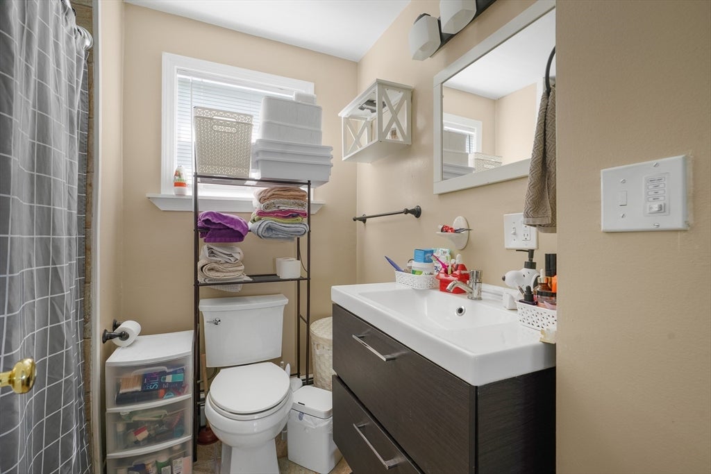 68 Liberty St, Fall River, MA, 68 Liberty St, Fall River, MA Photo #11