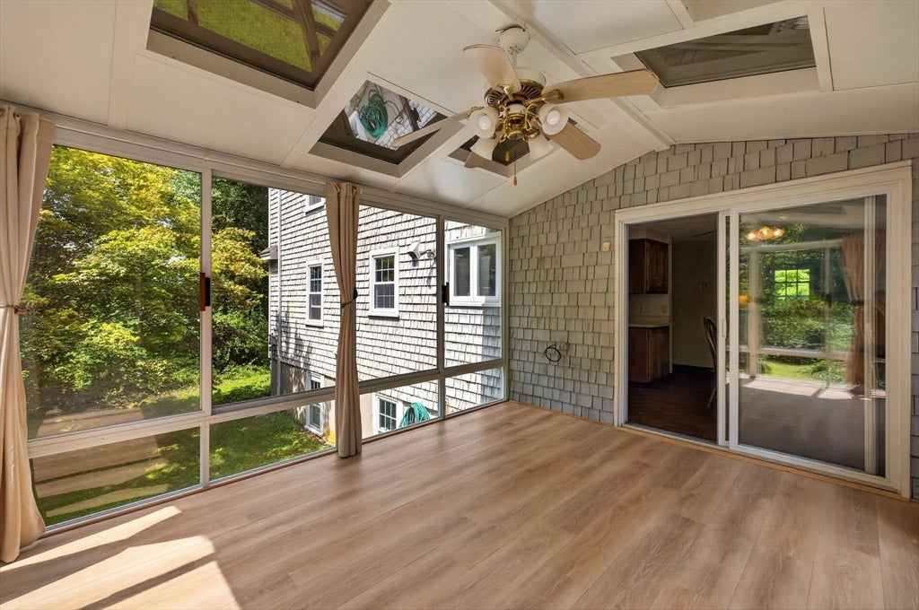 24 Railroad Ave, Taunton, MA Photo #15