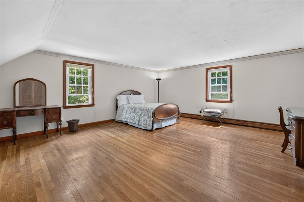 24 Railroad Ave, Taunton, MA Photo #18