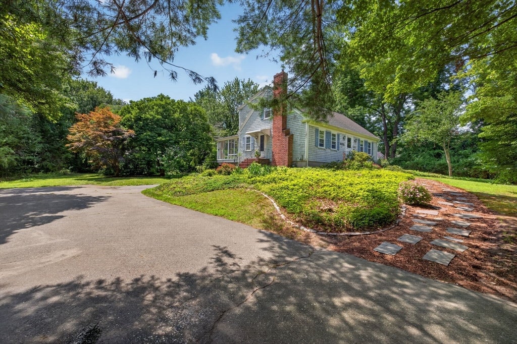24 Railroad Ave, Taunton, MA Photo #32