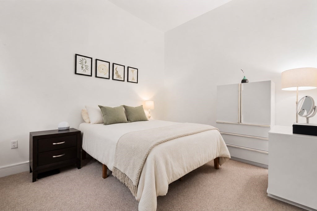 2430 Beacon St #105, Boston, MA, 2430 Beacon St #105, Boston, MA Photo #8
