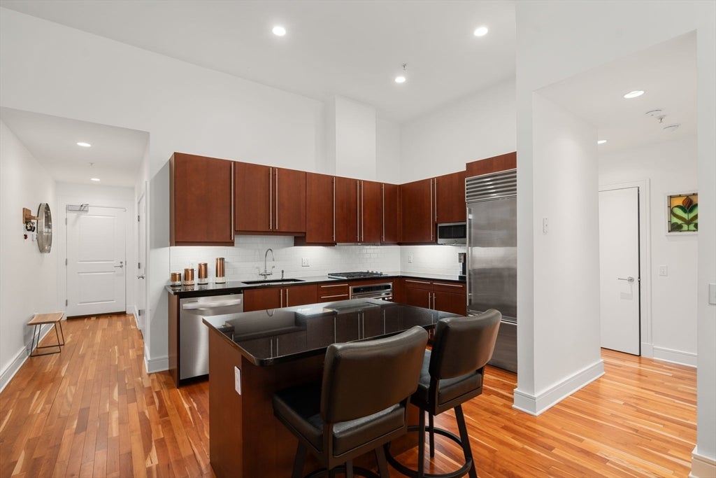 2430 Beacon St 105