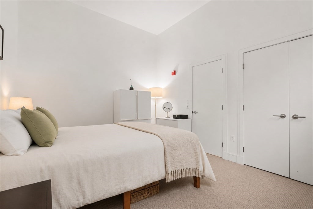 2430 Beacon St #105, Boston, MA, 2430 Beacon St #105, Boston, MA Photo #9