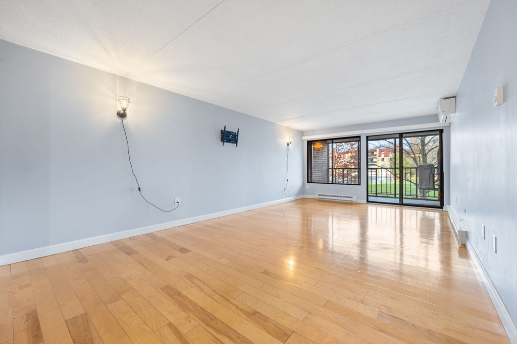 51 Melrose Street 1C