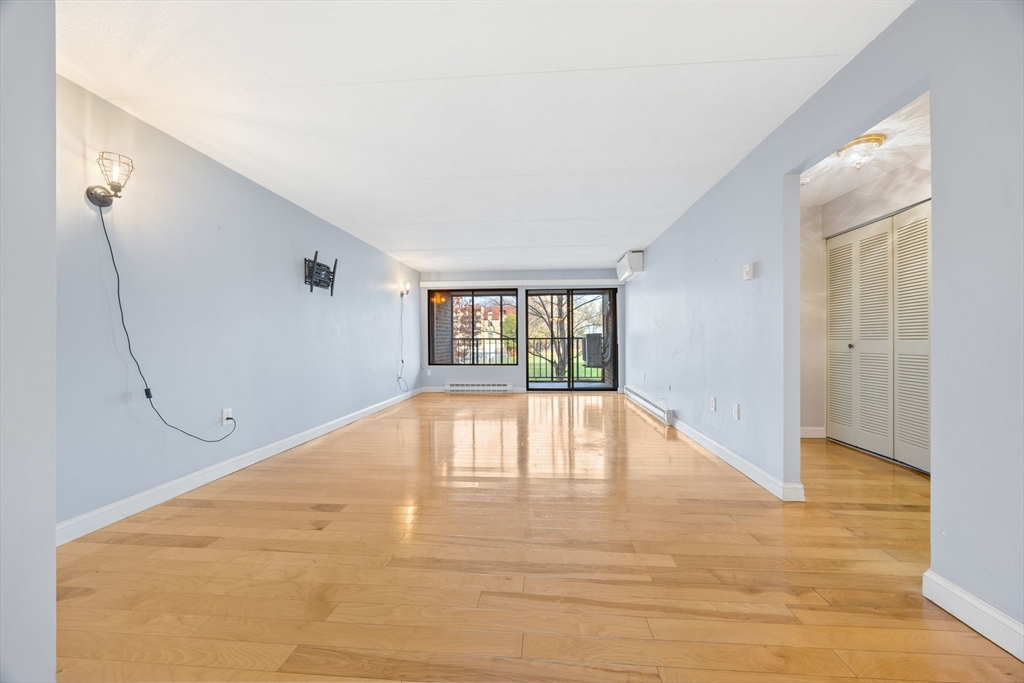 51 Melrose Street 1C