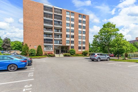 Photo of 51 Melrose Street #1C, Melrose, MA 02176 (MLS # 73449223)