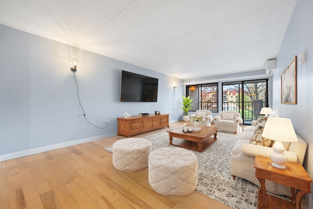 51 Melrose Street 1C