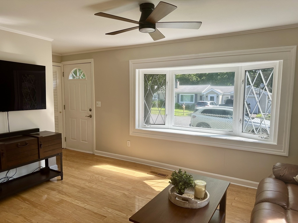 17 Rondeau Road