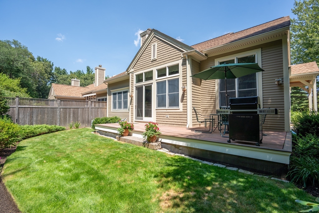 221 Nobscot Road 221