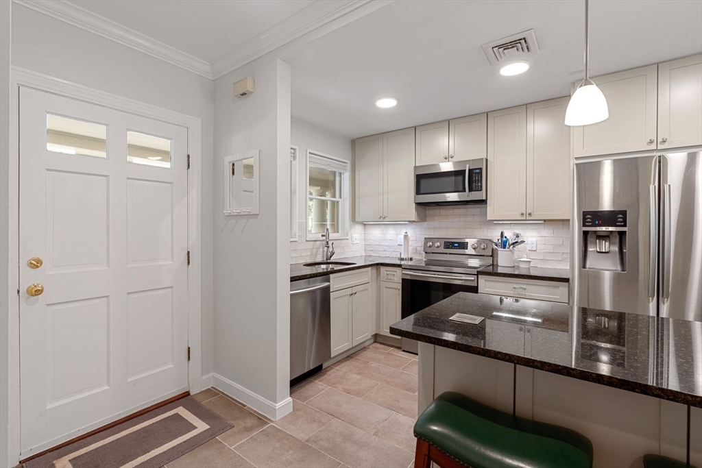 55 Eliot St 43