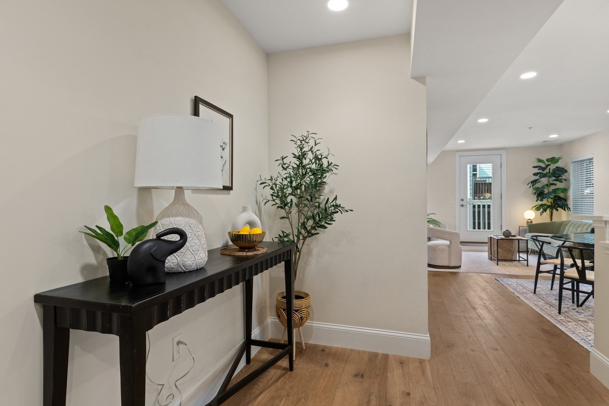 29 Ward St #103, Boston, MA, 29 Ward St #103, Boston, MA Photo #2