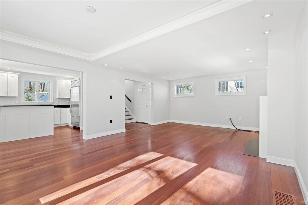 32 - 34 Thoreau Street