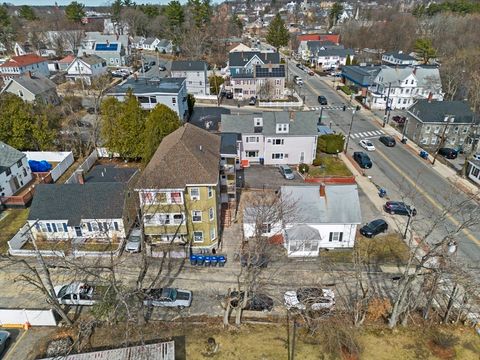 1-3 Ingalls Ct & 164-164a Broadway Methuen MA 01844