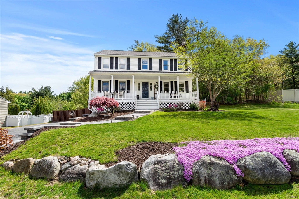 12 Rainbow Cir, Bridgewater, MA Photo #3