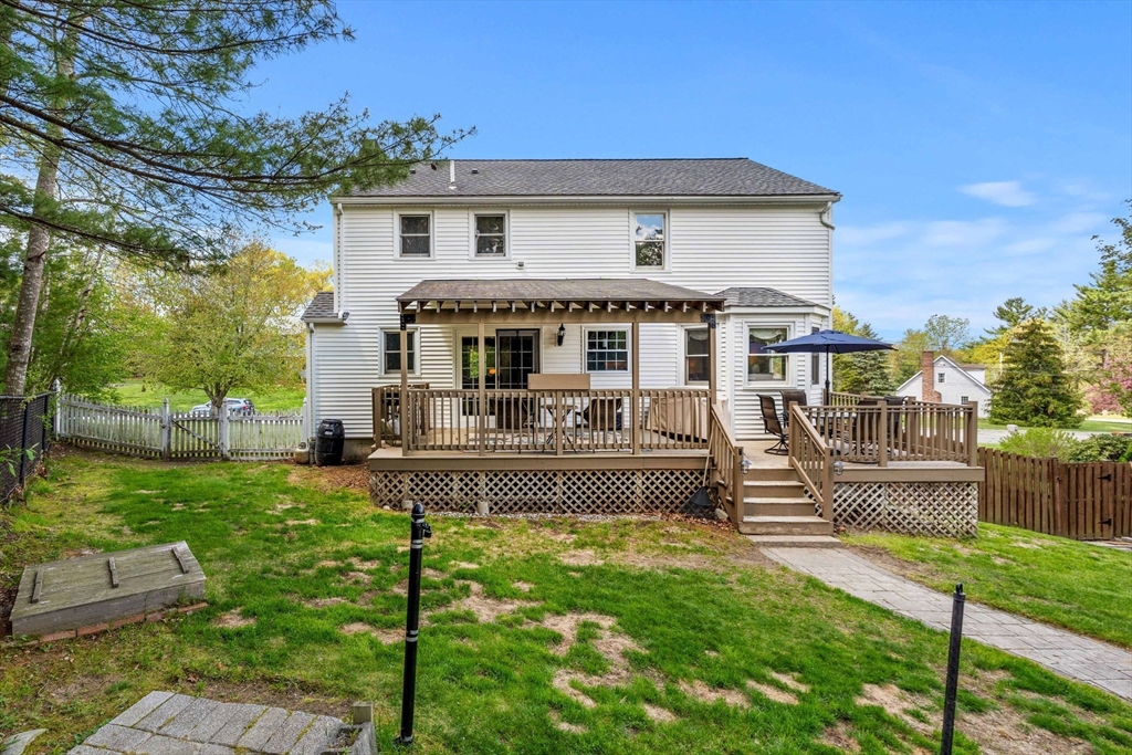 12 Rainbow Cir, Bridgewater, MA Photo #33