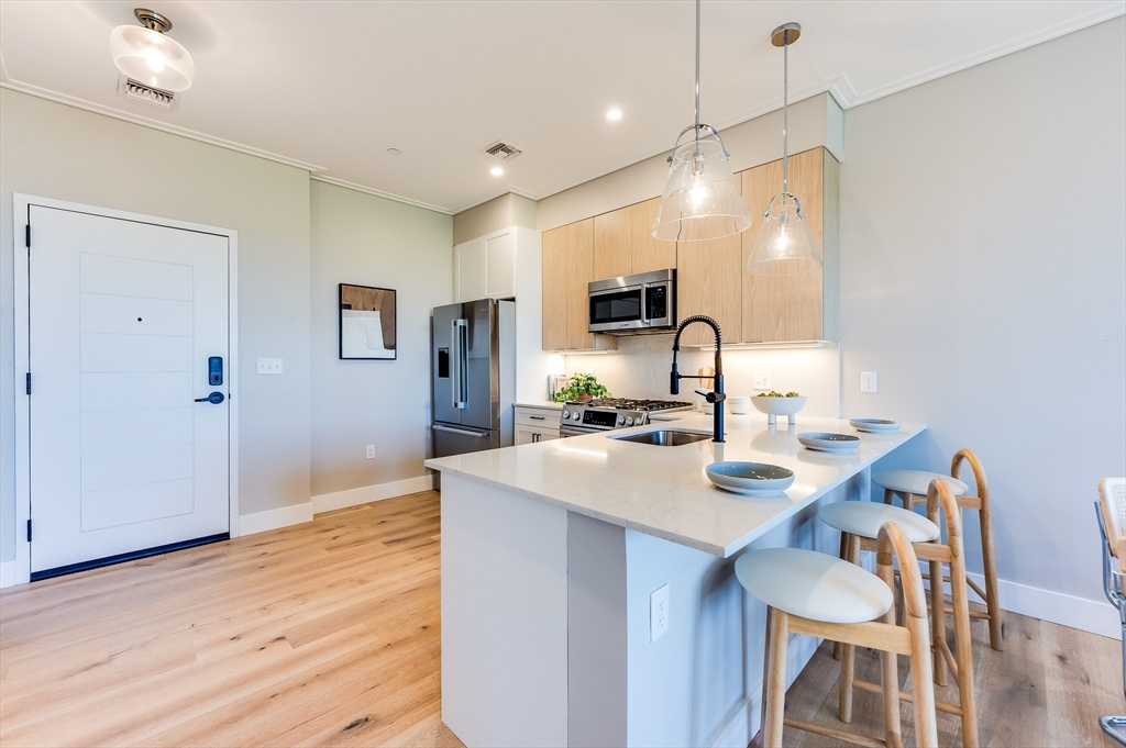 70 Leo Birmingham Pkwy #0504, Boston, MA Photo #6