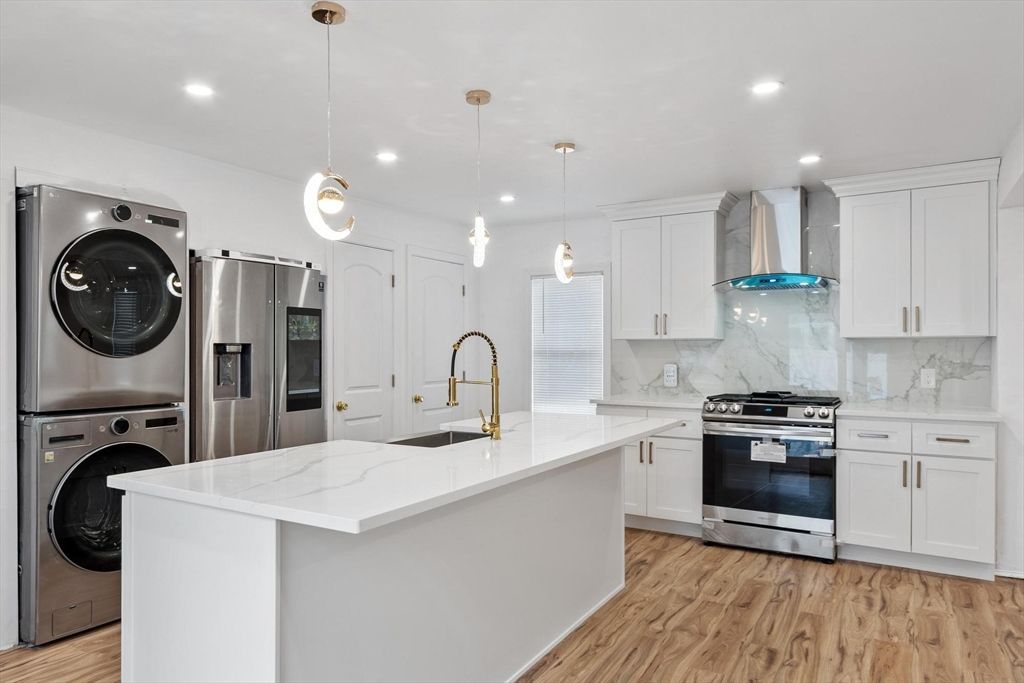 Photo of 5 Oceanview St, Winthrop, MA 02152 (MLS # 73503432)