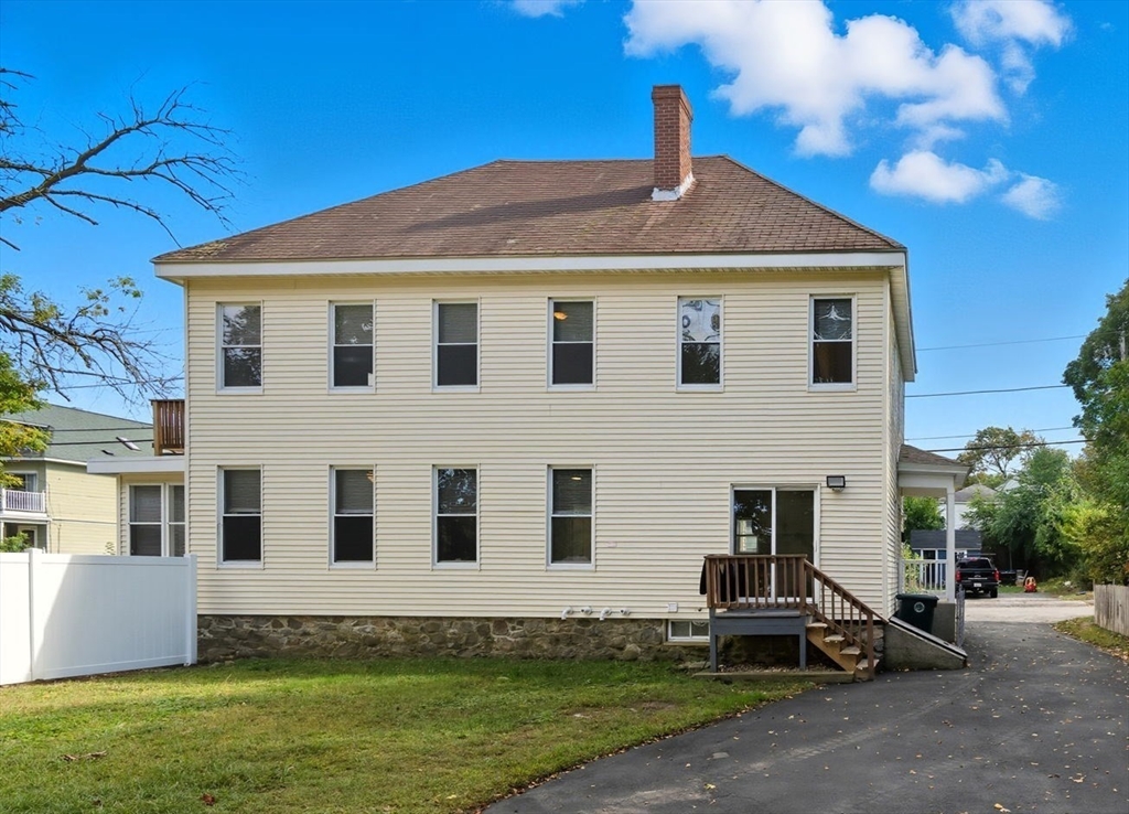 53 May St