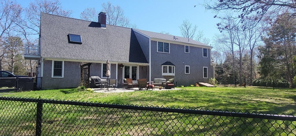 13 Checkerberry Ln