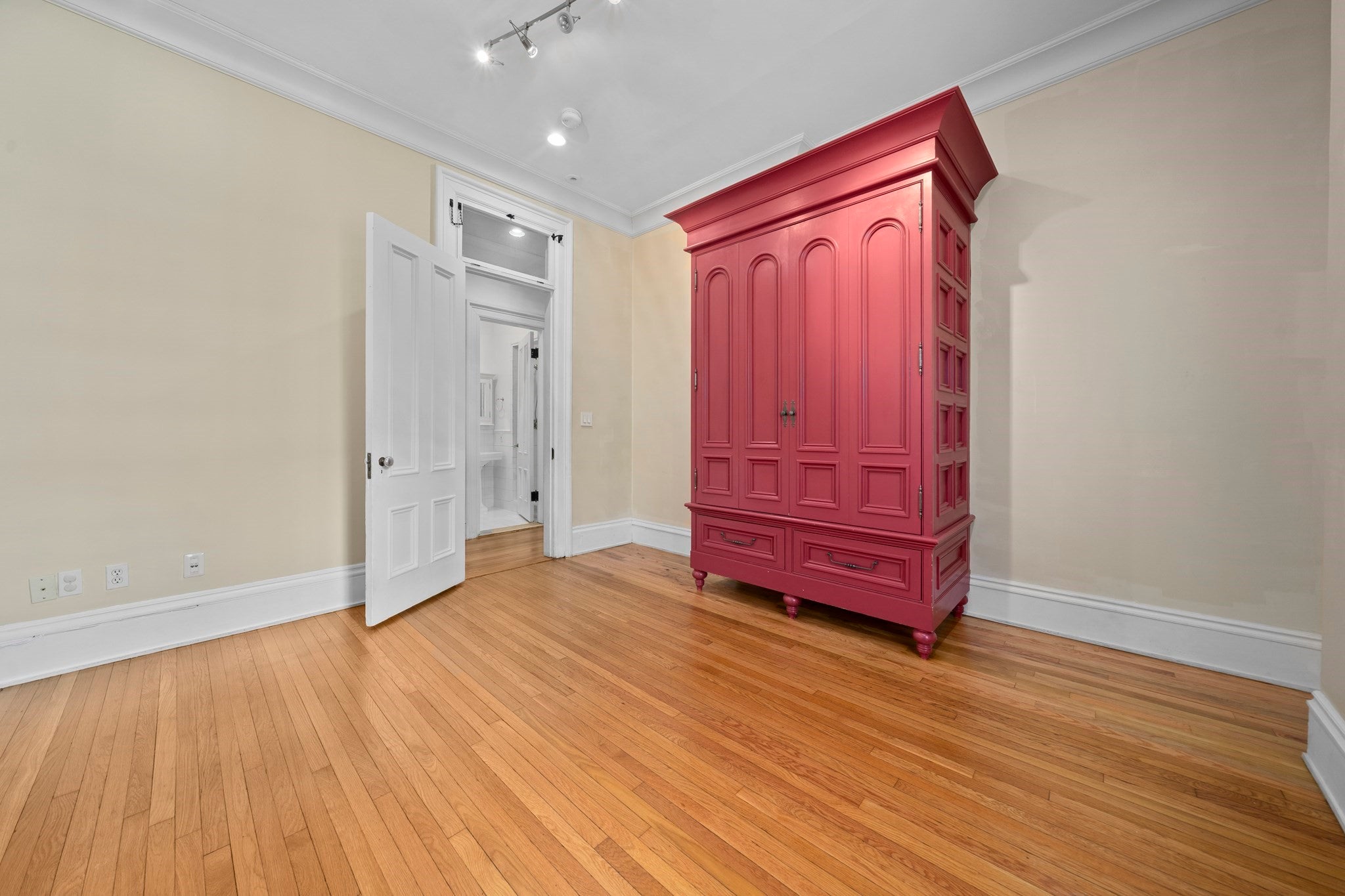 17 High Street #2, Brookline, MA, 17 High Street #2, Brookline, MA Photo #25