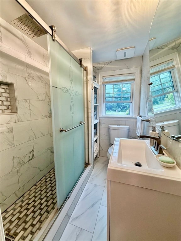 177 Pond St, Holbrook, MA Photo #24