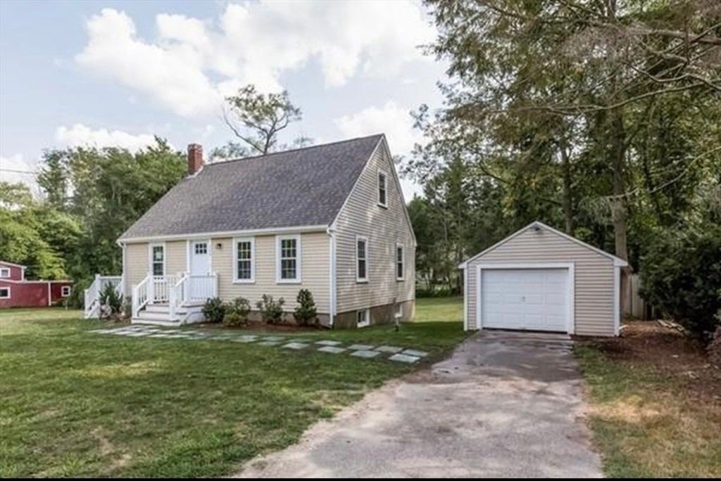 177 Pond St, Holbrook, MA Photo #1
