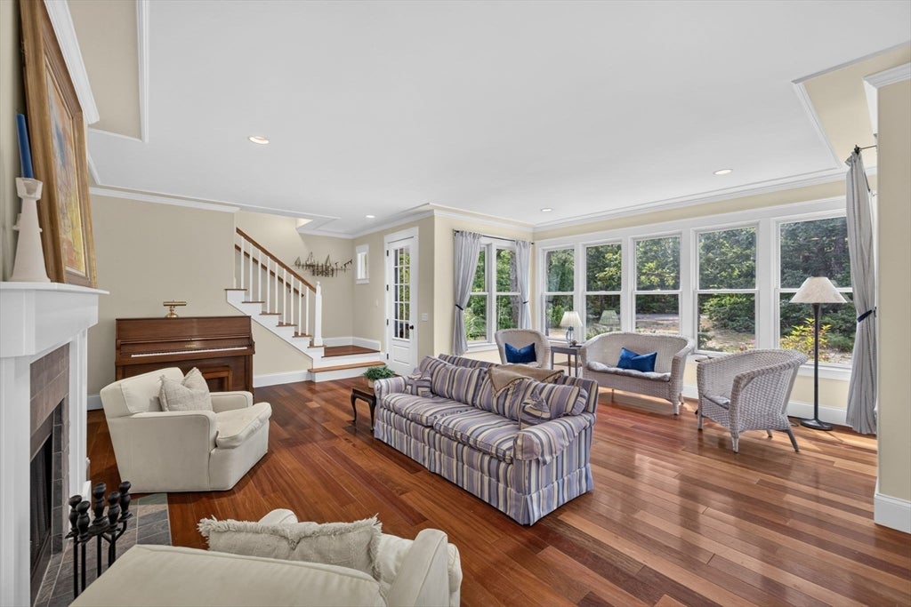 4 Acorn RD, Eastham, MA Photo #6