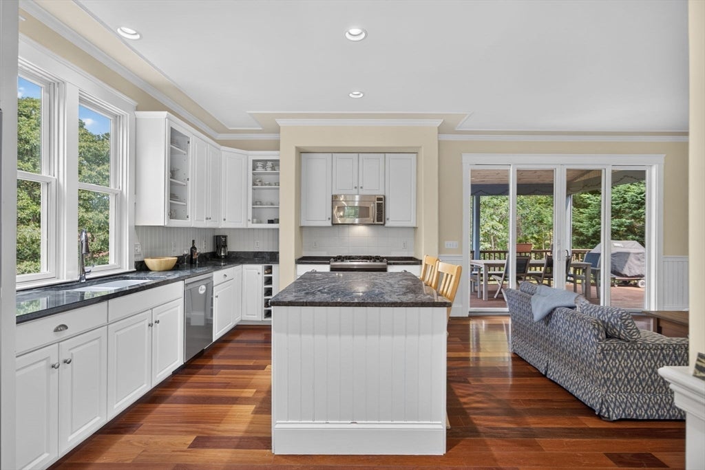 4 Acorn RD, Eastham, MA Photo #11