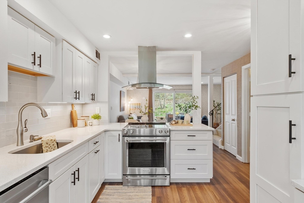 2 Beal's Cove Road #F, Hingham, MA Photo #4