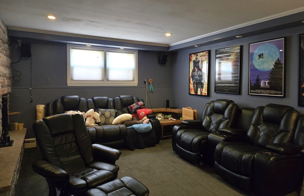 Dartmouth, Massachusetts 02747, United States, 3 Bedrooms Bedrooms, ,3 BathroomsBathrooms,Residential,Active,121188