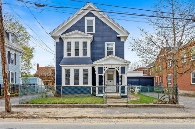 Photo of 85 Day St, Fitchburg, MA