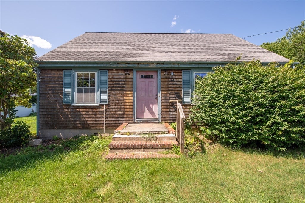 Photo of 24 Jesse St, Fairhaven, MA 02719 (MLS # 73555338)