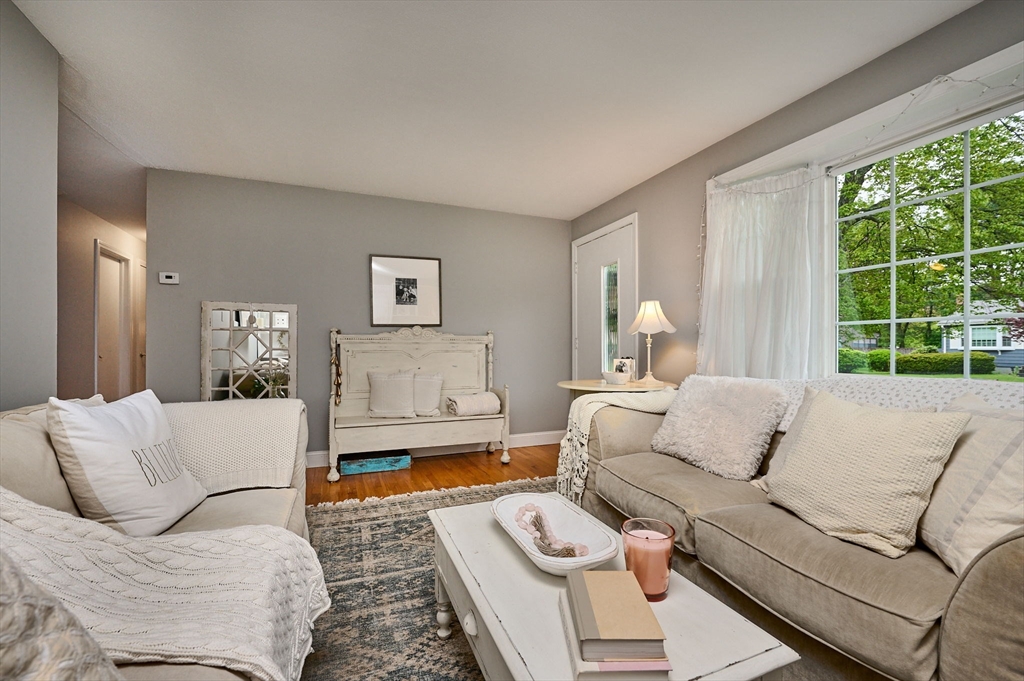 19 Beyer Dr, Easthampton, MA Photo #12