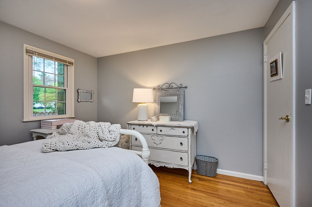 19 Beyer Dr, Easthampton, MA Photo #17