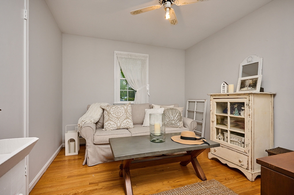 19 Beyer Dr, Easthampton, MA Photo #18