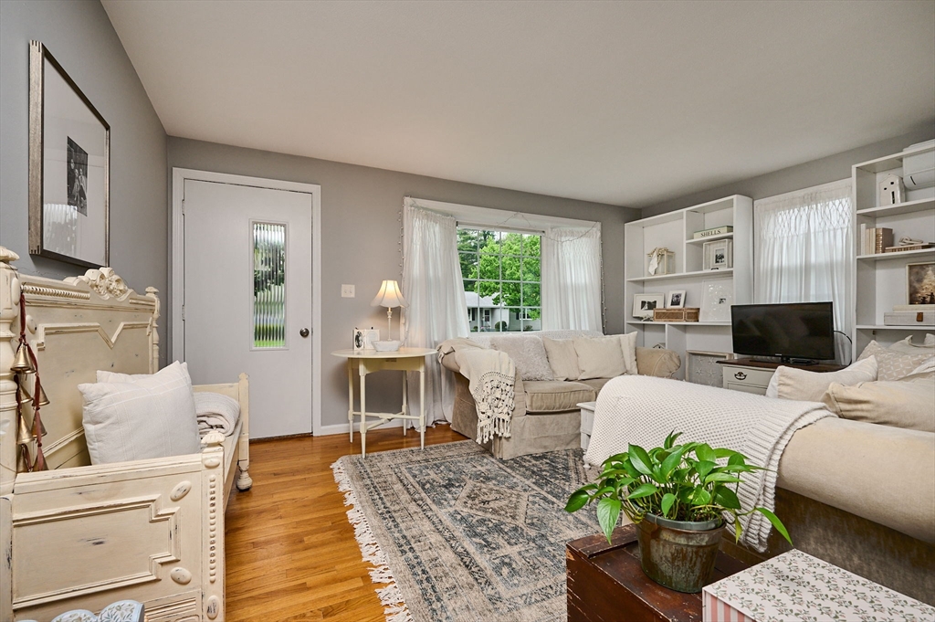 19 Beyer Dr, Easthampton, MA Photo #11