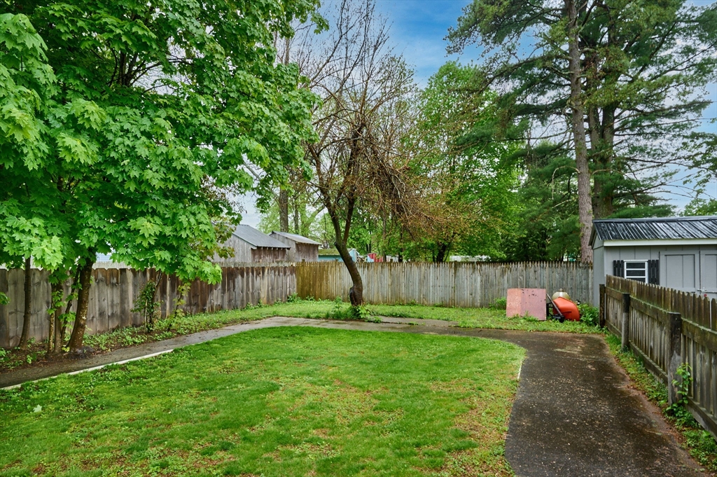 19 Beyer Dr, Easthampton, MA Photo #29