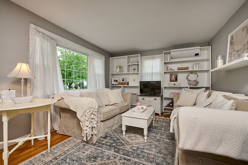 19 Beyer Dr, Easthampton, MA Photo #13