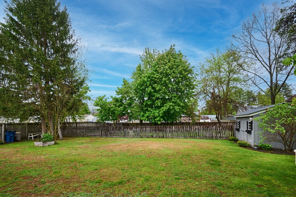 19 Beyer Dr, Easthampton, MA Photo #26