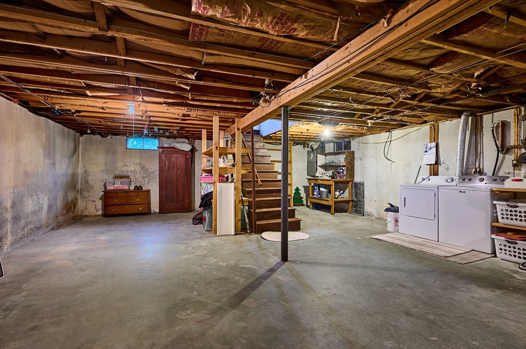 19 Beyer Dr, Easthampton, MA Photo #23