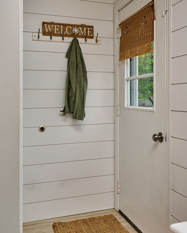 19 Beyer Dr, Easthampton, MA Photo #6