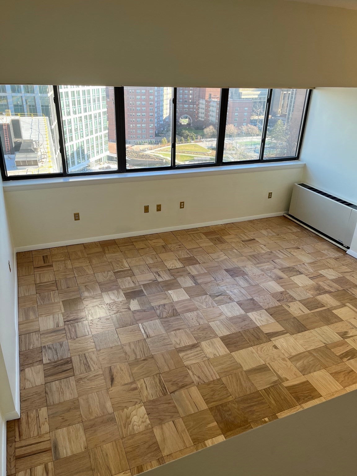 6 Whittier Pl