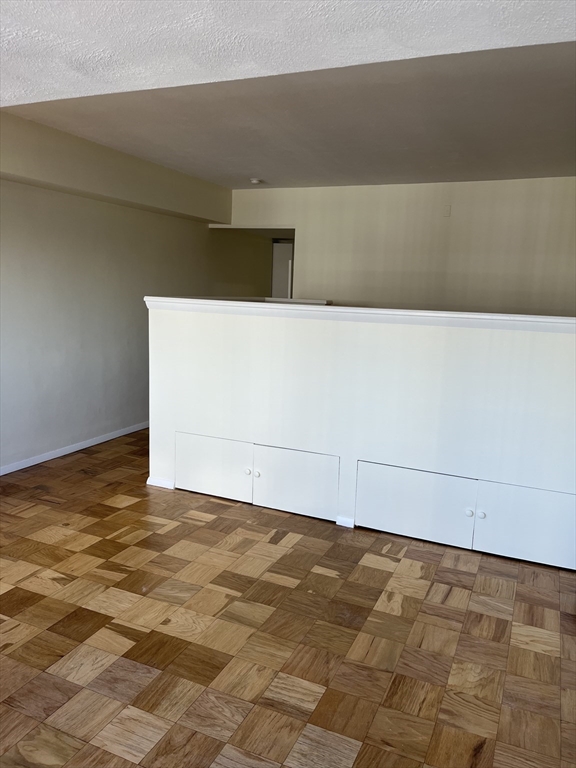 6 Whittier Pl 17G