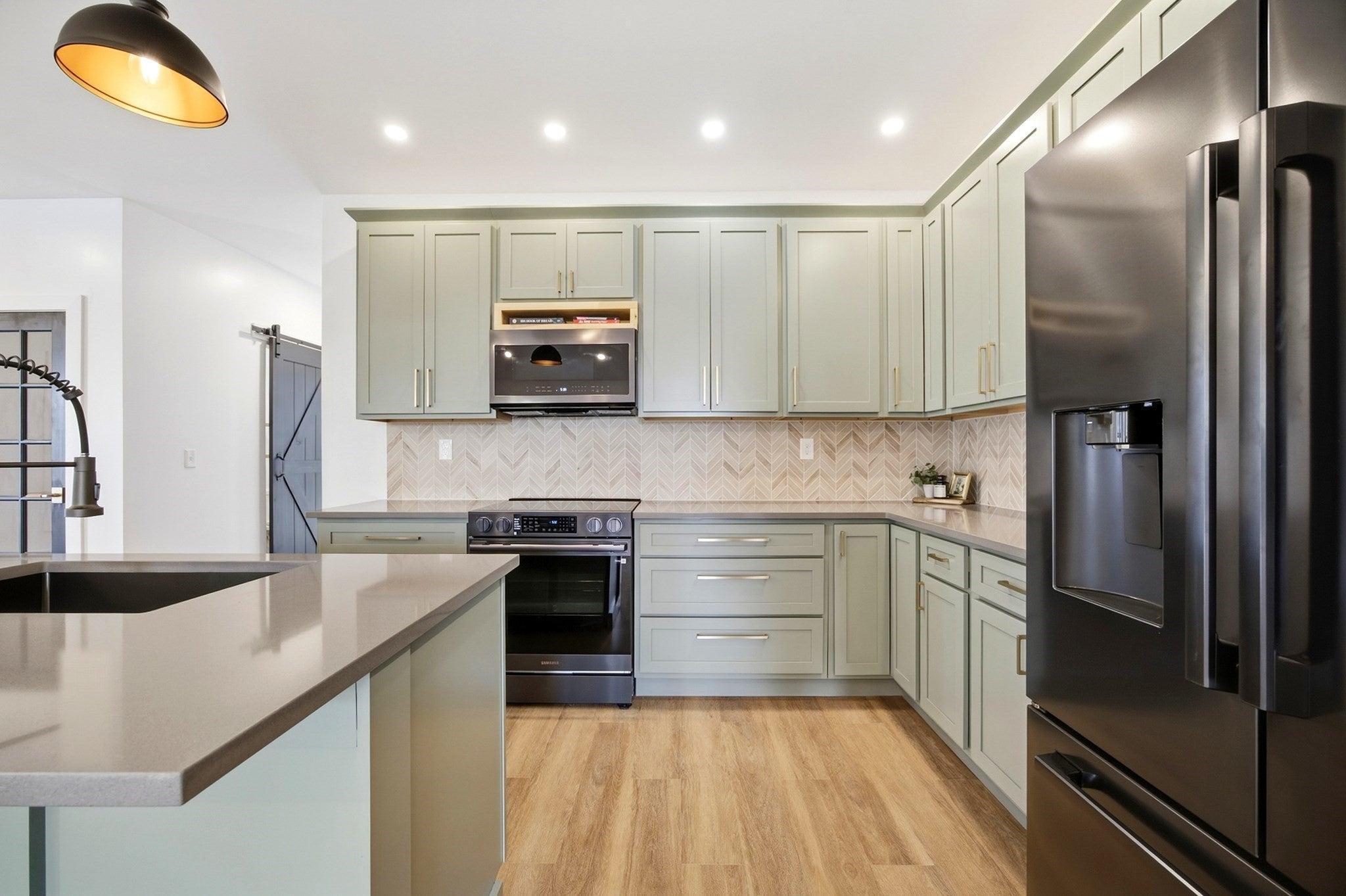 15 Mckinley Ave, South Hadley, MA, 15 Mckinley Ave, South Hadley, MA Photo #17