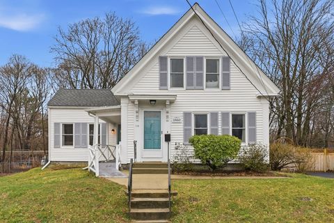 110 Union St Holliston MA 01746