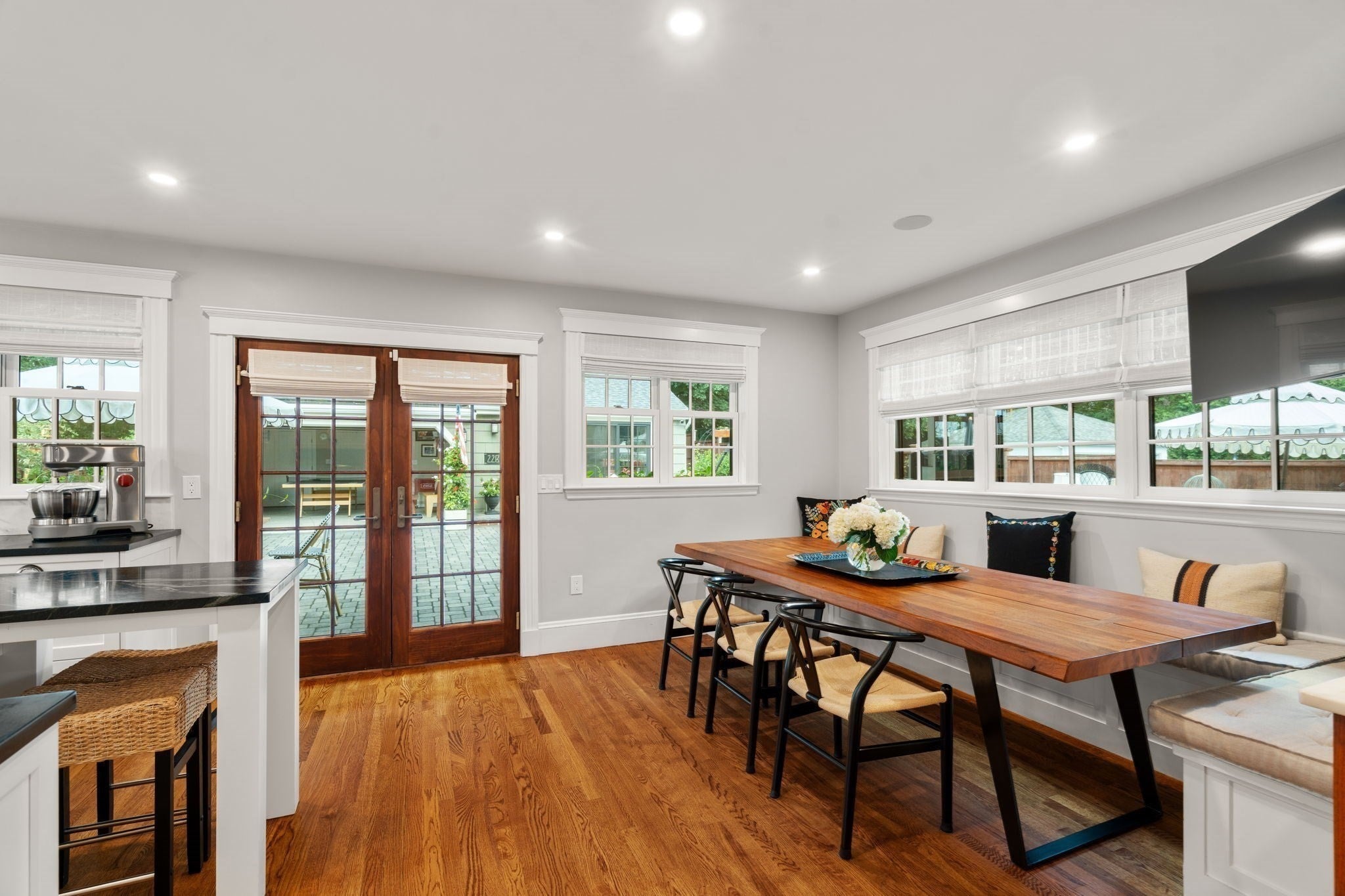 22 Windsor Rd, Milton, MA Photo #18